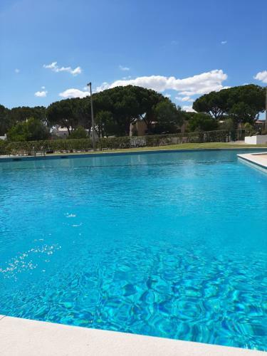 Apartamento Tenis Golfmar 409a - Pool View