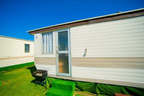 Lodge Domki Holenderskie Red Ice