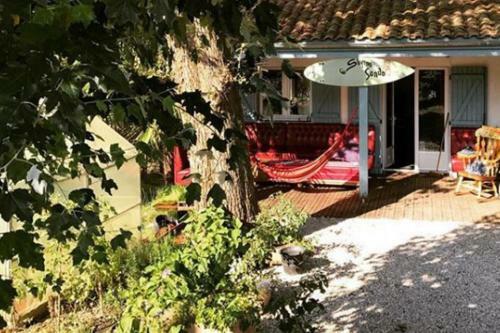 Albergue Shifting Sands Surf Camp