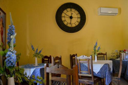 Hostal Casa Vacanze Santa Lucia