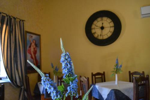 Hostal Casa Vacanze Santa Lucia