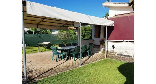 'fausty' - Villa 4/6 Posti A 300 Mt Dal Mare