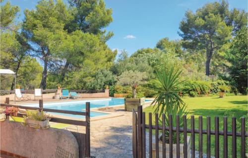 Two-bedroom Holiday Home In La Ciotat