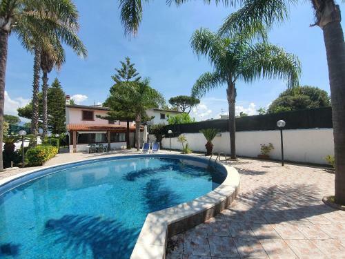 Campy - Villa Con Piscina Privata A 50 Metri Dal Mare