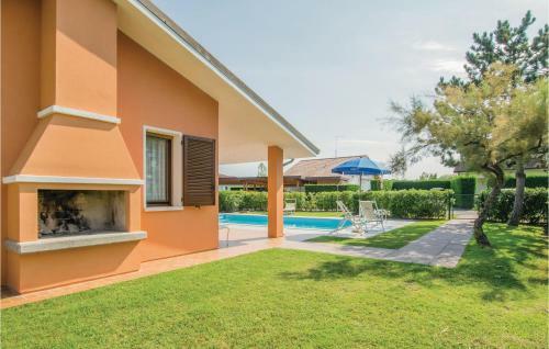 Three-bedroom Holiday Home In Albarella Ro