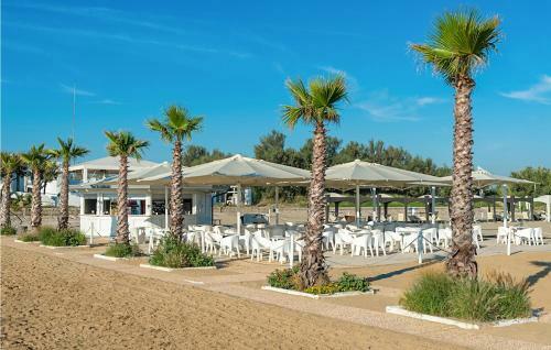 Three-bedroom Holiday Home In Albarella Ro