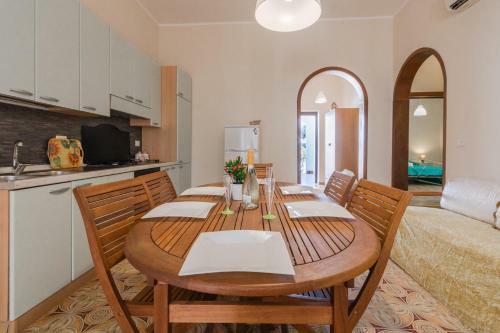 Villa Con Giardino A 50mt Dal Mare Torre Suda