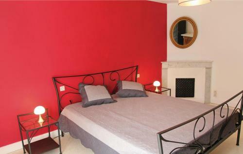 Holiday Home Visan With A Fireplace 03