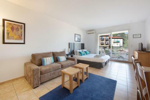 Apartamento Monaco, Sea View, Bright Studio