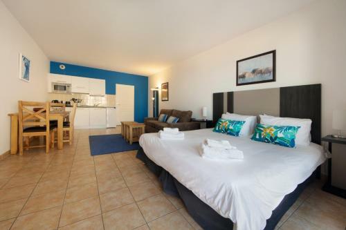 Apartamento Monaco, Sea View, Bright Studio