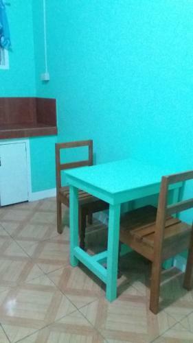 Hostal Lyn Enia Travelers Inn