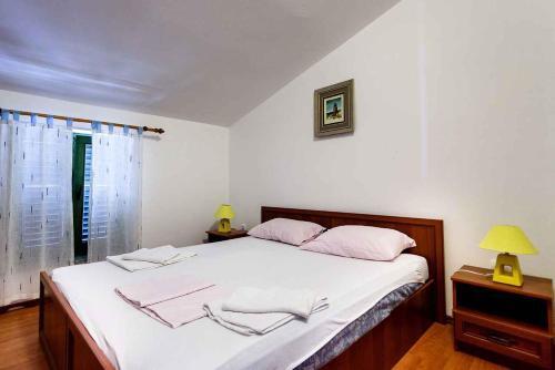 Apartments In Vrbnik/insel Krk 13601