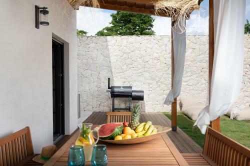Villa Andresitas Palace - Tropical Castle With Rooftop Terrace