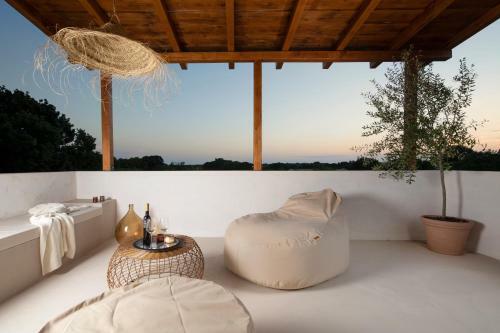 Villa Andresitas Palace - Tropical Castle With Rooftop Terrace