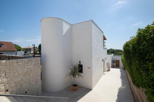 Villa Andresitas Palace - Tropical Castle With Rooftop Terrace