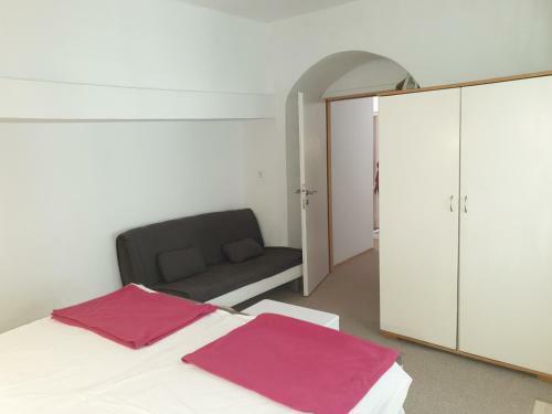Ulica Dvori Narca 12 Apartment 4+2 Per.
