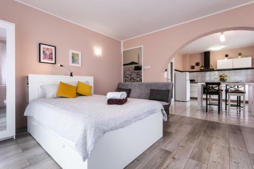 Apartments Ana Baska