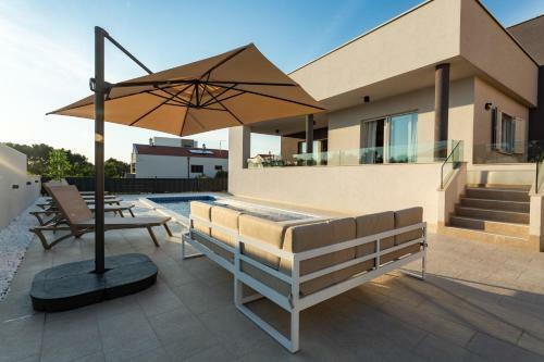 Luxury Sea View Villa Biograd
