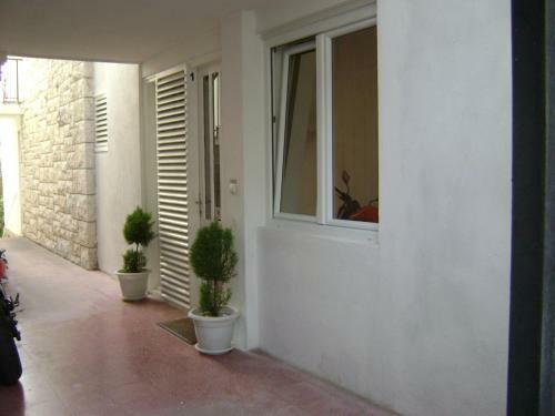 Beach Apartment In The Center Of Brela
