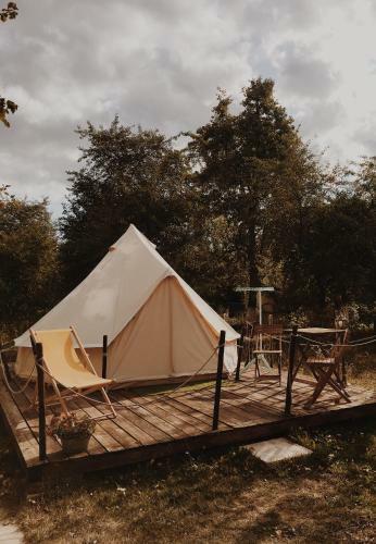 Dragonfly Gardens Urban Glamping Brasov