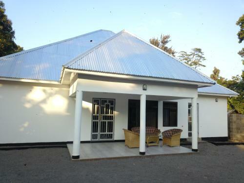 African Peace Apartments And Hostel