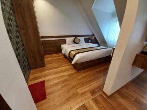 Tung Luxury Hotel Ha Long