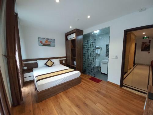 Tung Luxury Hotel Ha Long