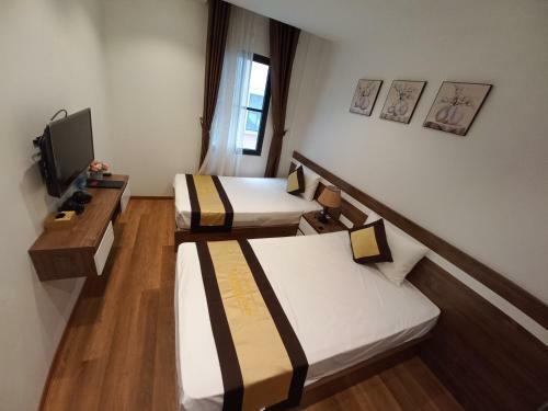 Tung Luxury Hotel Ha Long