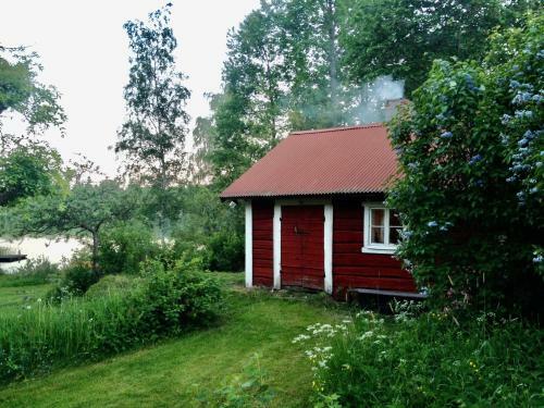 Sj�stuga Vid Bunn Gr�nna - Uddastugan
