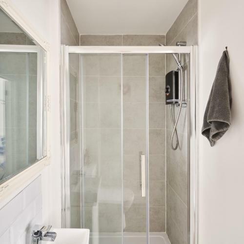 Apartamento Modern Central Studio And One Bed Flats Close To The Beach