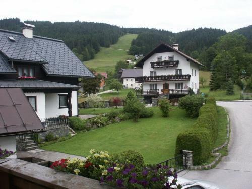 Hostal Fr�hst�ckspension Neuwirt