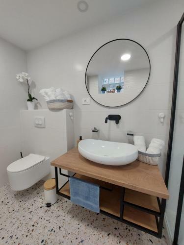 Apartamentos Villa Stefi (30m From The Sea)
