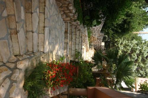 Apartamentos Villa Stefi (30m From The Sea)