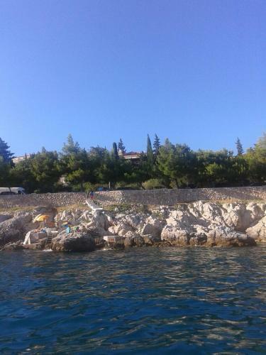 Apartamentos Villa Stefi (30m From The Sea)