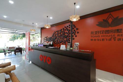 Hotel Oyo 557 Tong House Resort