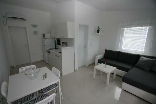 Apartmani Popovi? Nin