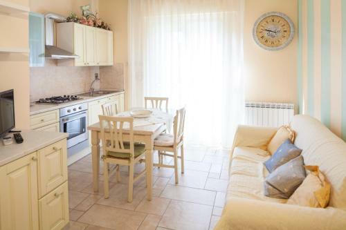 Apartment Evelyn - Diano Marina