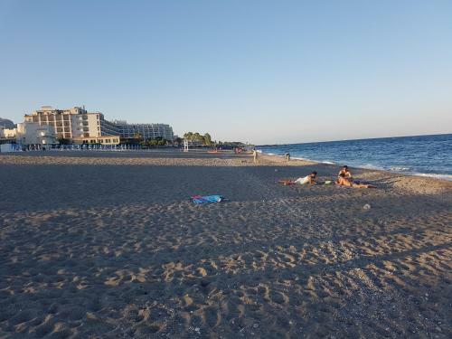 Iliana Beach House Recanati