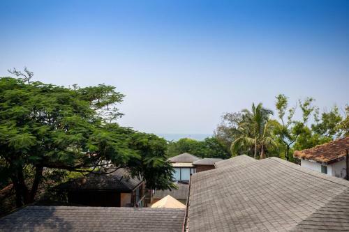 Hostal Zinhos Beach Resort Titos Lane
