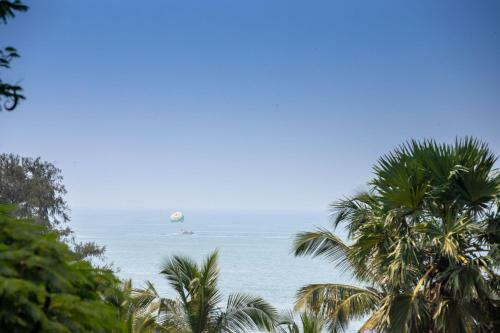 Hostal Zinhos Beach Resort Titos Lane