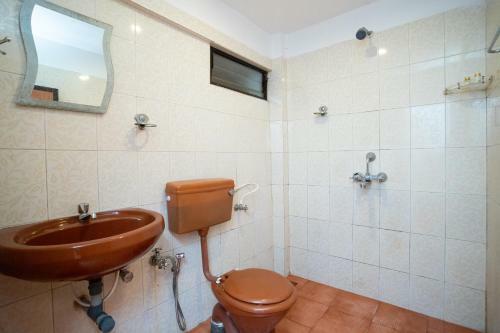 Hostal Zinhos Beach Resort Titos Lane