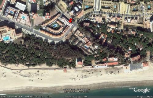 Apartamento Estudio Con Piscina Y Garaje A 100 Mtr De La Playa