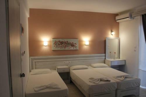 Katerina Apartments And Studios