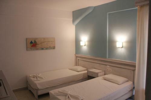 Katerina Apartments And Studios