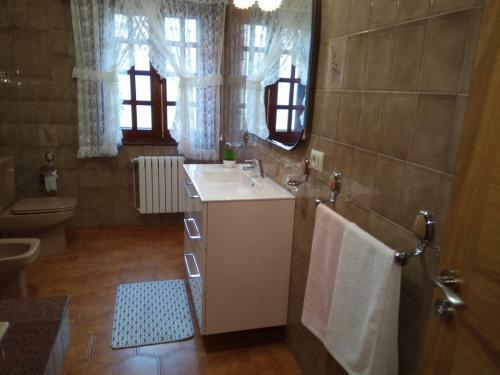 Casa En Moa�a, Zona Tranquila.