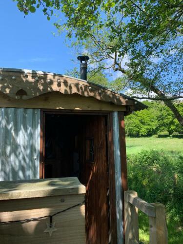 Glamping In Traditional Huts