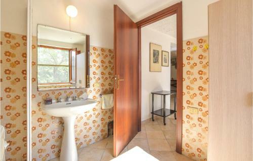 Beautiful Home In Sarroch With 4 Bedrooms
