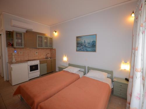 Konstantza Studios And Apartments