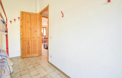 Awesome Apartment In Solanas With 2 Bedrooms