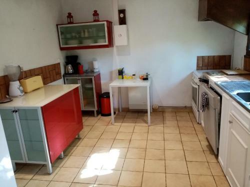 Grande Maison De Vacances Au Calme